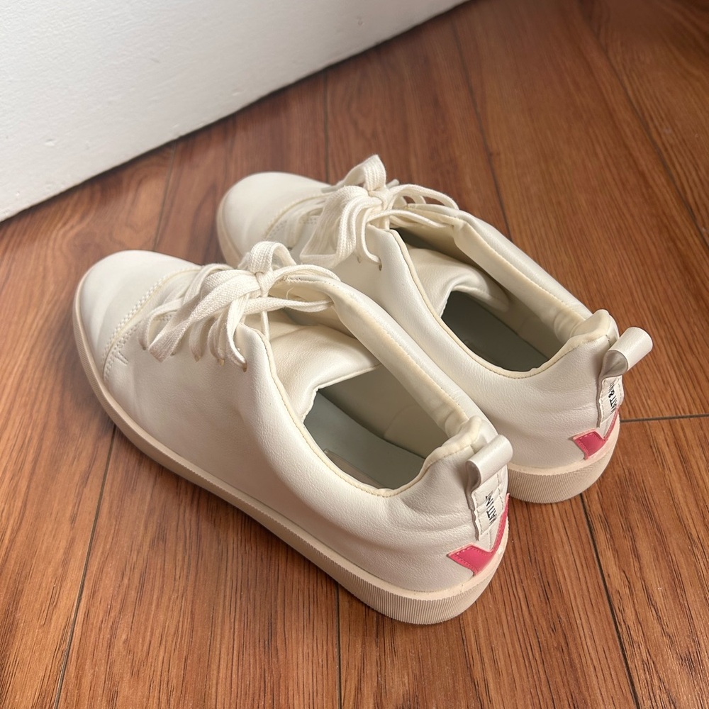 Matt & Nat Cream Low-Top Lace-Up Sneakers - Picture 2 of 5